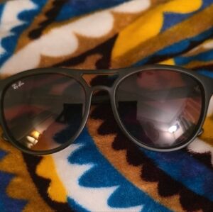 Ray-Ban Dark Gray Aviator Sunglasses